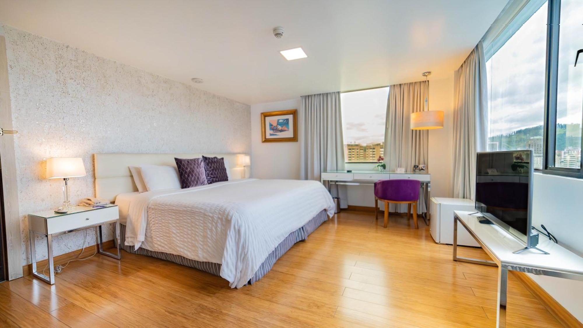Hotel Rio Amazonas Quito Ngoại thất bức ảnh